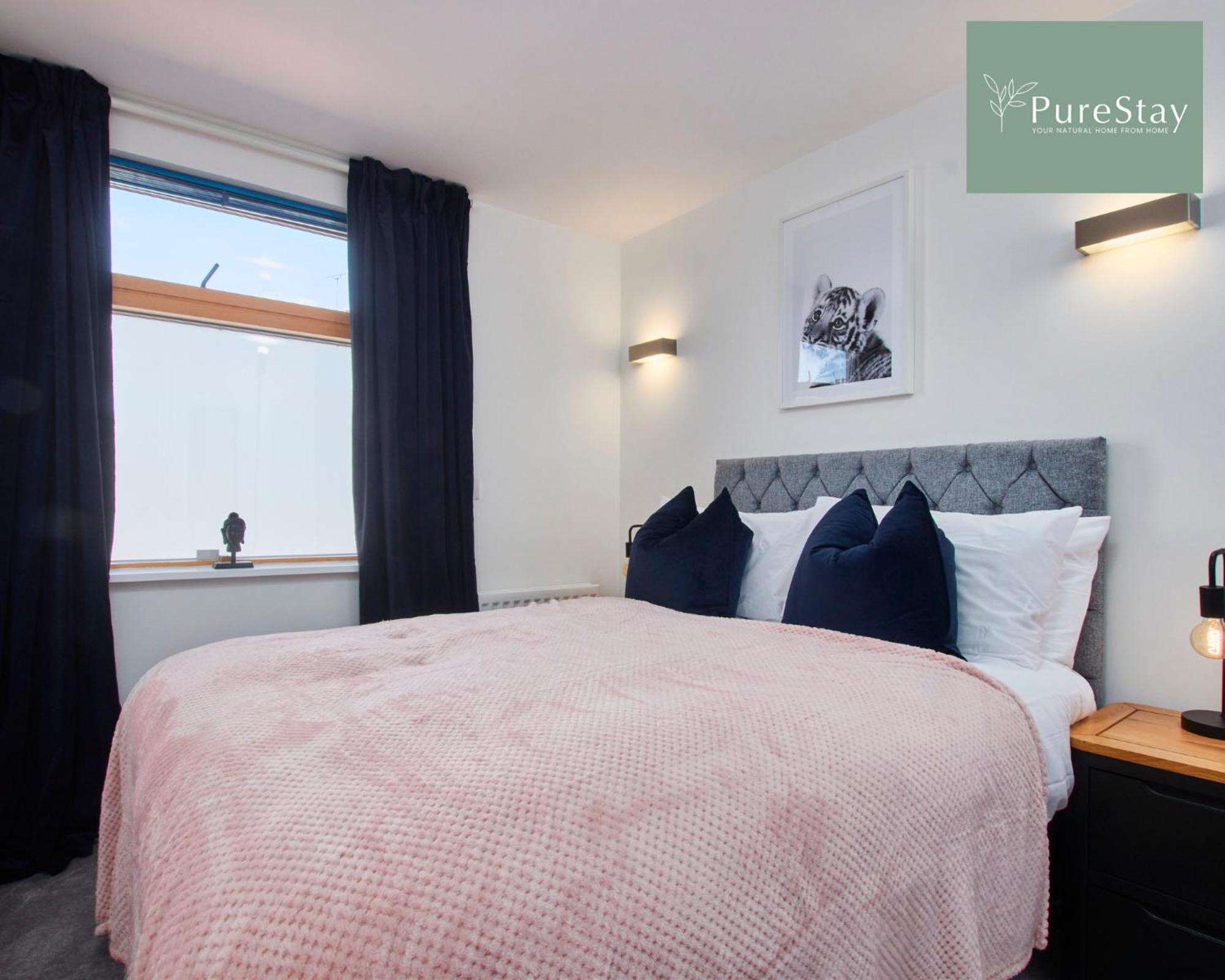 Beautiful Four Bed House By Purestay Short Lets & Serviced Accommodation Coventry With Parking Luaran gambar