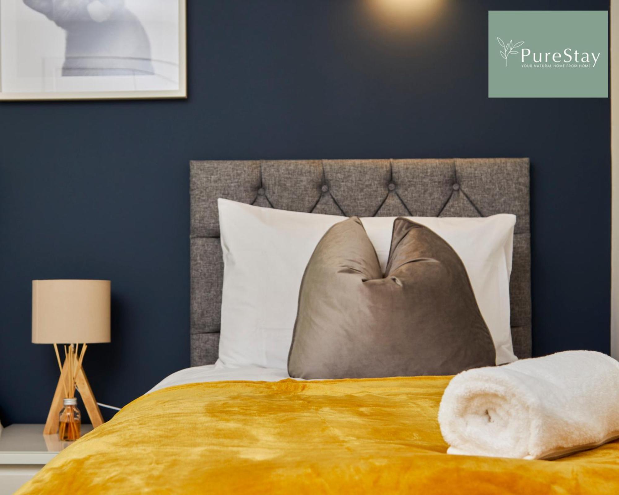 Beautiful Four Bed House By Purestay Short Lets & Serviced Accommodation Coventry With Parking Luaran gambar