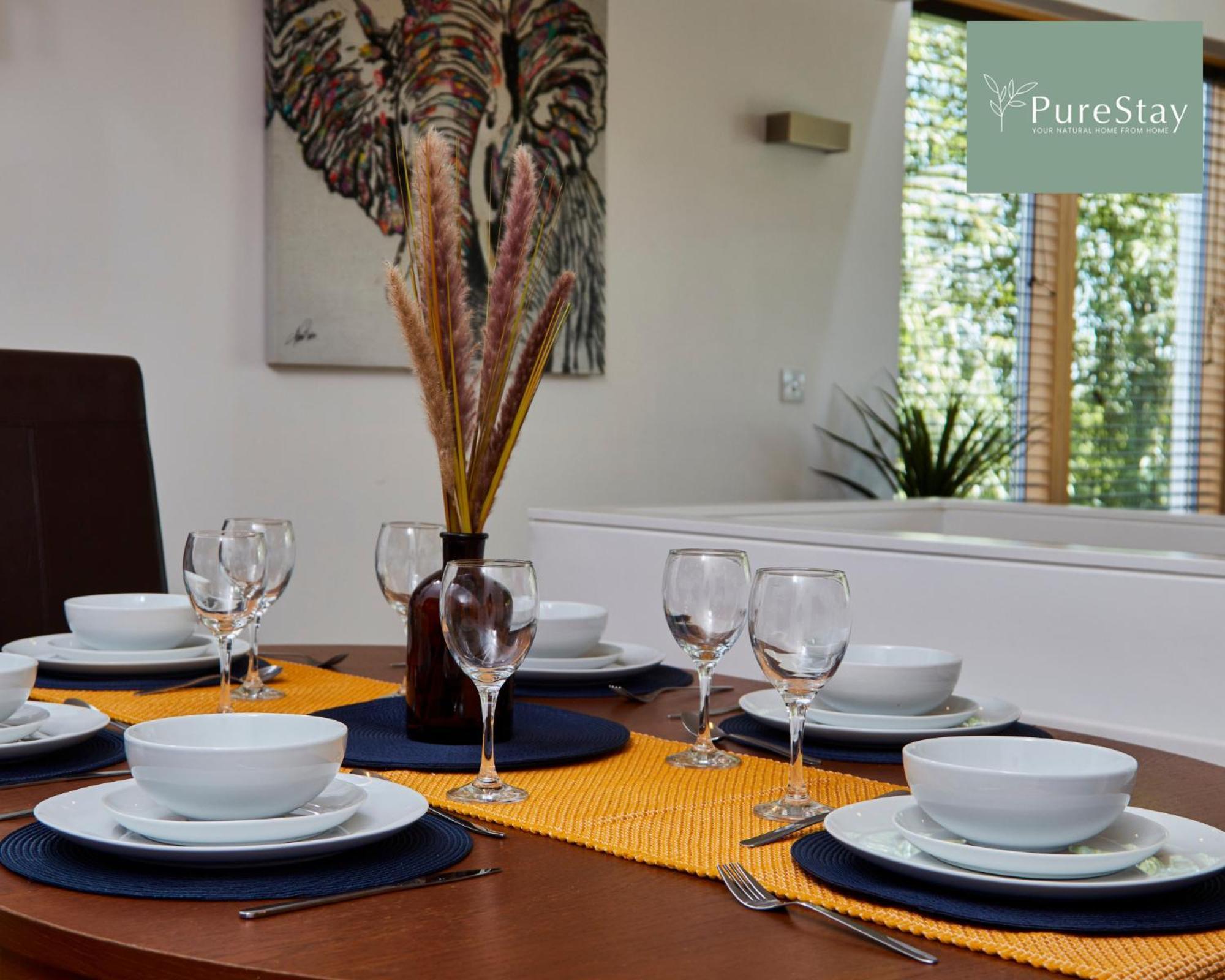 Beautiful Four Bed House By Purestay Short Lets & Serviced Accommodation Coventry With Parking Luaran gambar