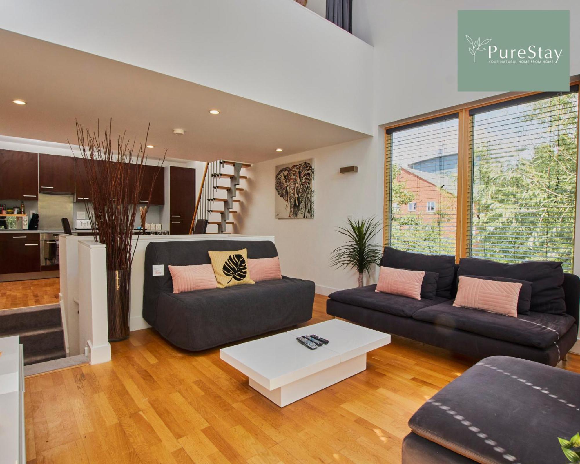 Beautiful Four Bed House By Purestay Short Lets & Serviced Accommodation Coventry With Parking Luaran gambar