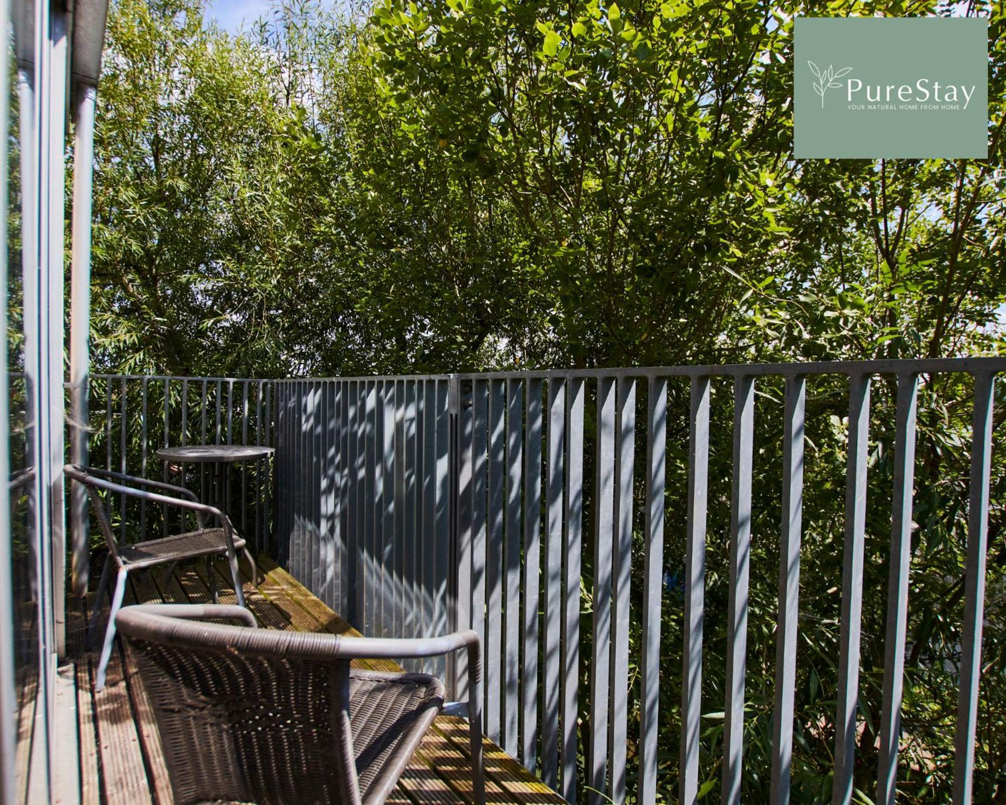 Beautiful Four Bed House By Purestay Short Lets & Serviced Accommodation Coventry With Parking Luaran gambar